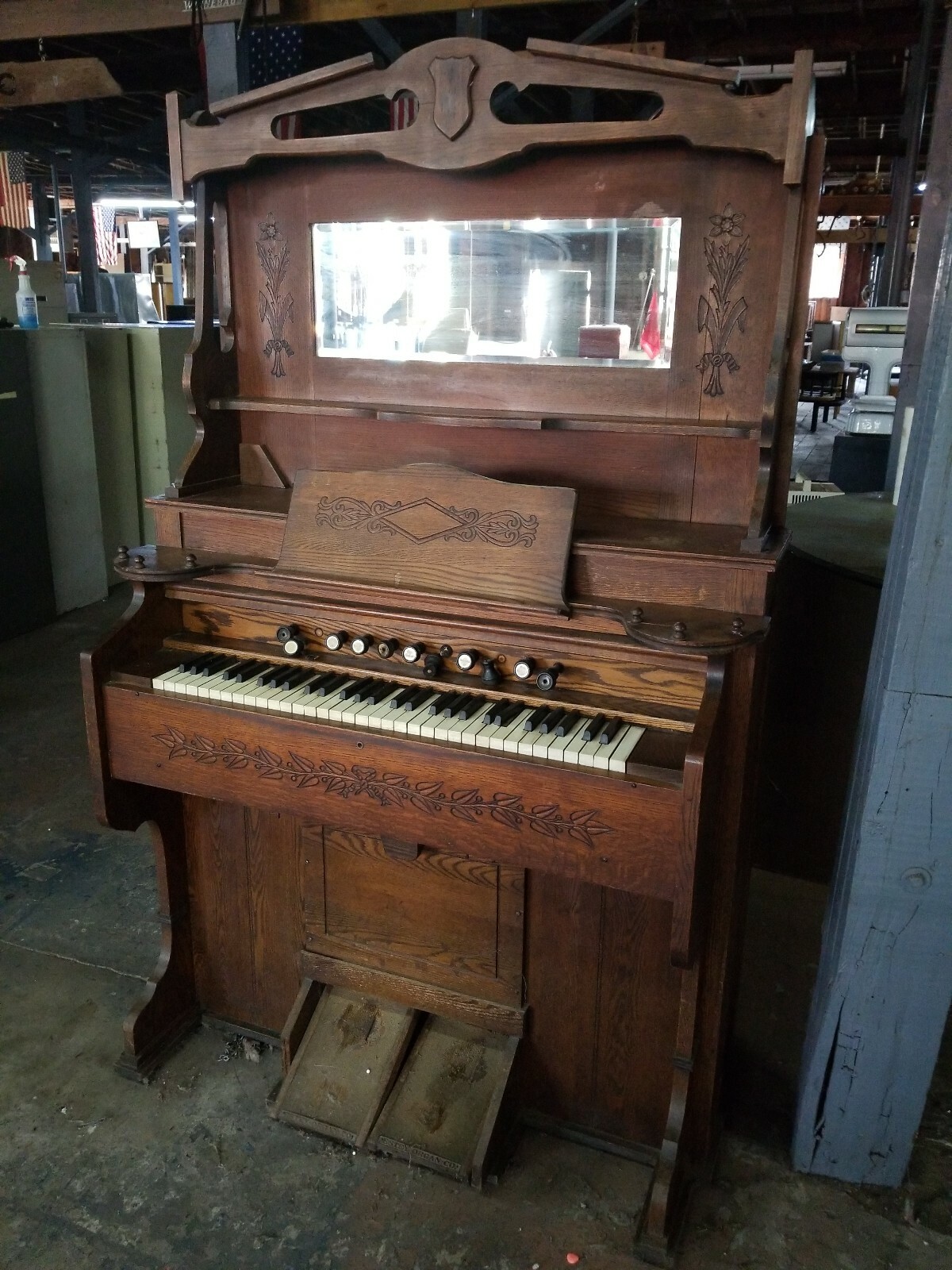 Vintage Estey Organ Co. Pedal Operated Organ - Needs Reconditioning 
