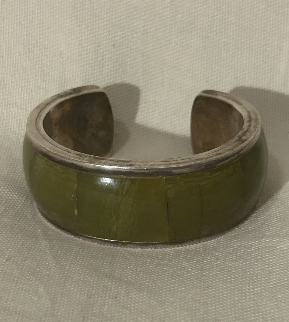 Vintage JEFF MORRIS Taos NM Serpentine Jade/onyx? Sterling Silver Cuff Bracelet