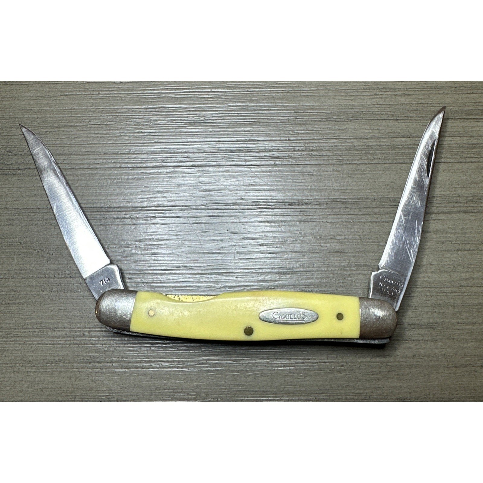 Vintage Camillus Yello Jaket #714 Muskrat 2 Blade Pocket Knife New York USA