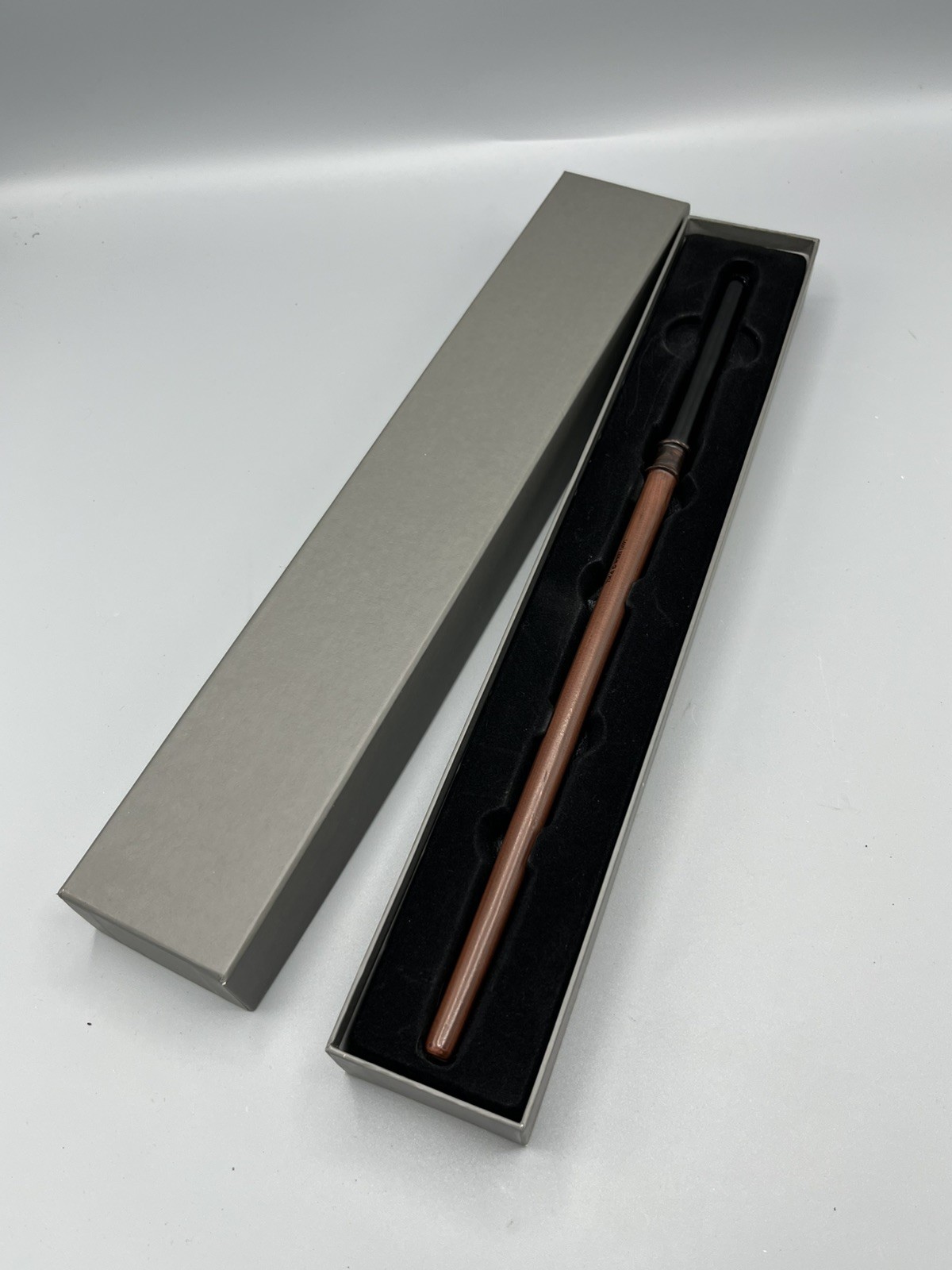 Universal Studios Wizarding World Of Harry Potter Draco Malfoy Wand in Grey Box
