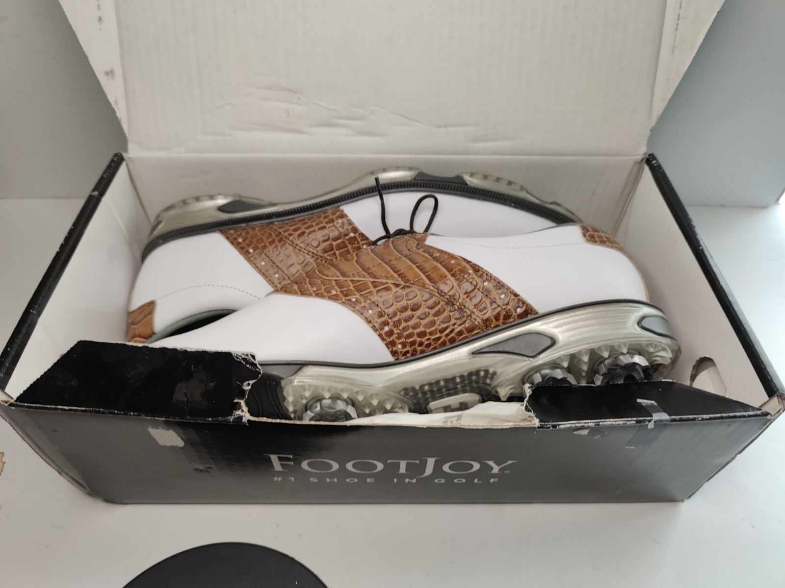 Footjoy FJ Dryjoys Tour Mens SIZE 11M Golf Shoes 53677 White Brown Leather 