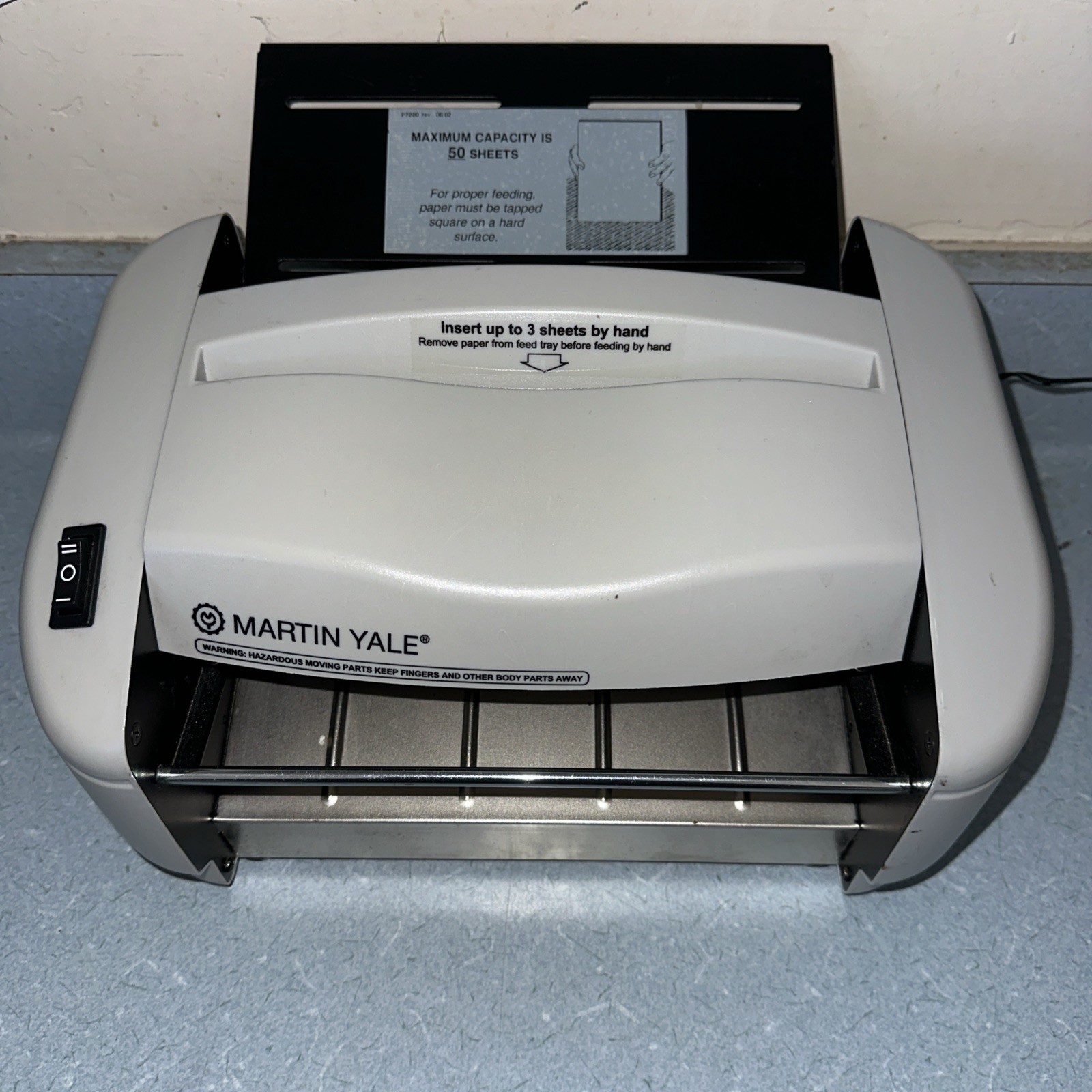 Martin Yale P7200 Paper Folder 50 Sheet Capacity, AC Adapter, both trays WORKING