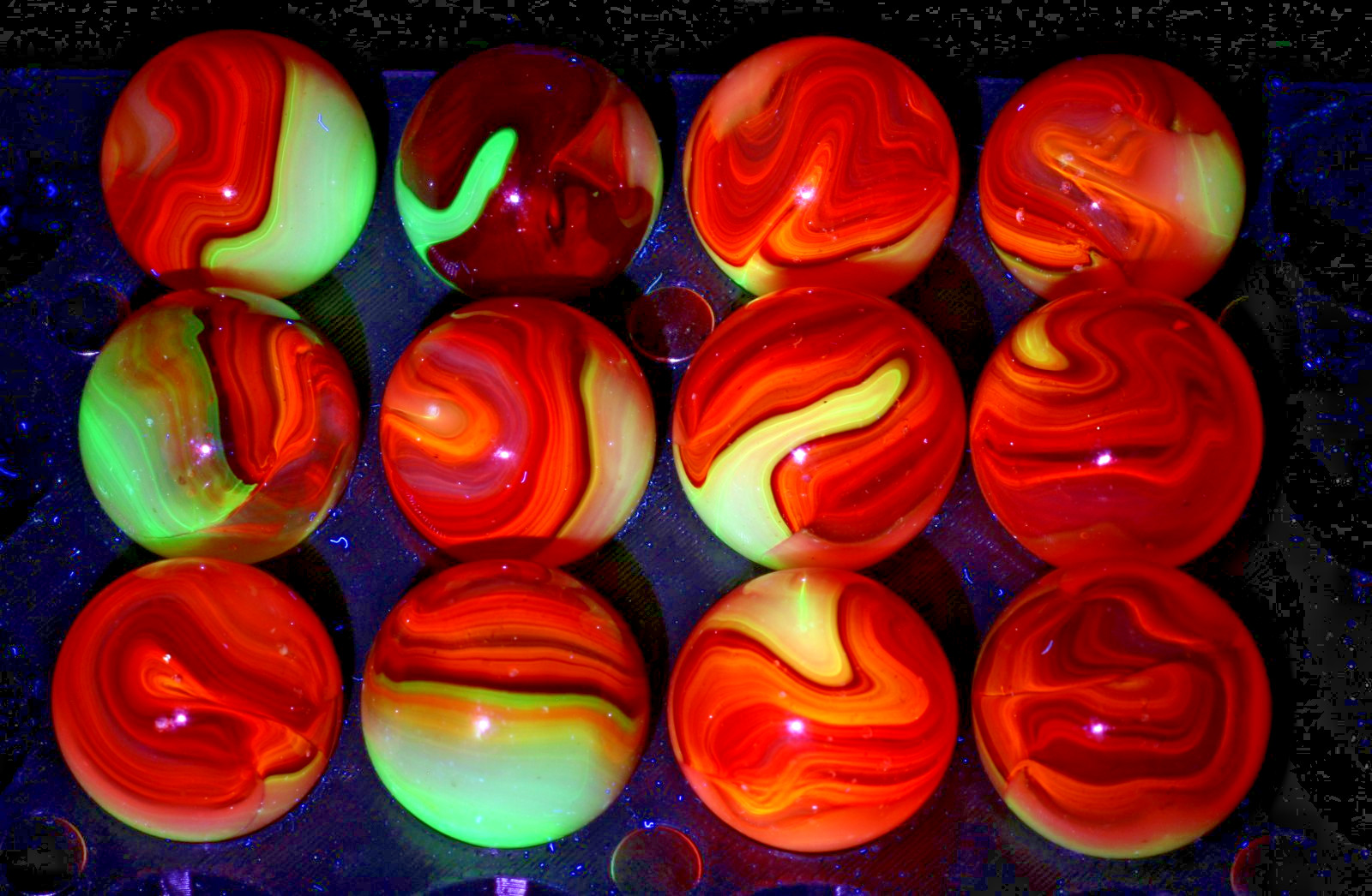 (x12) JABO Classic Shooters AMAZING UV Uranium Cadmium Glowers 0.72" - 0.77"