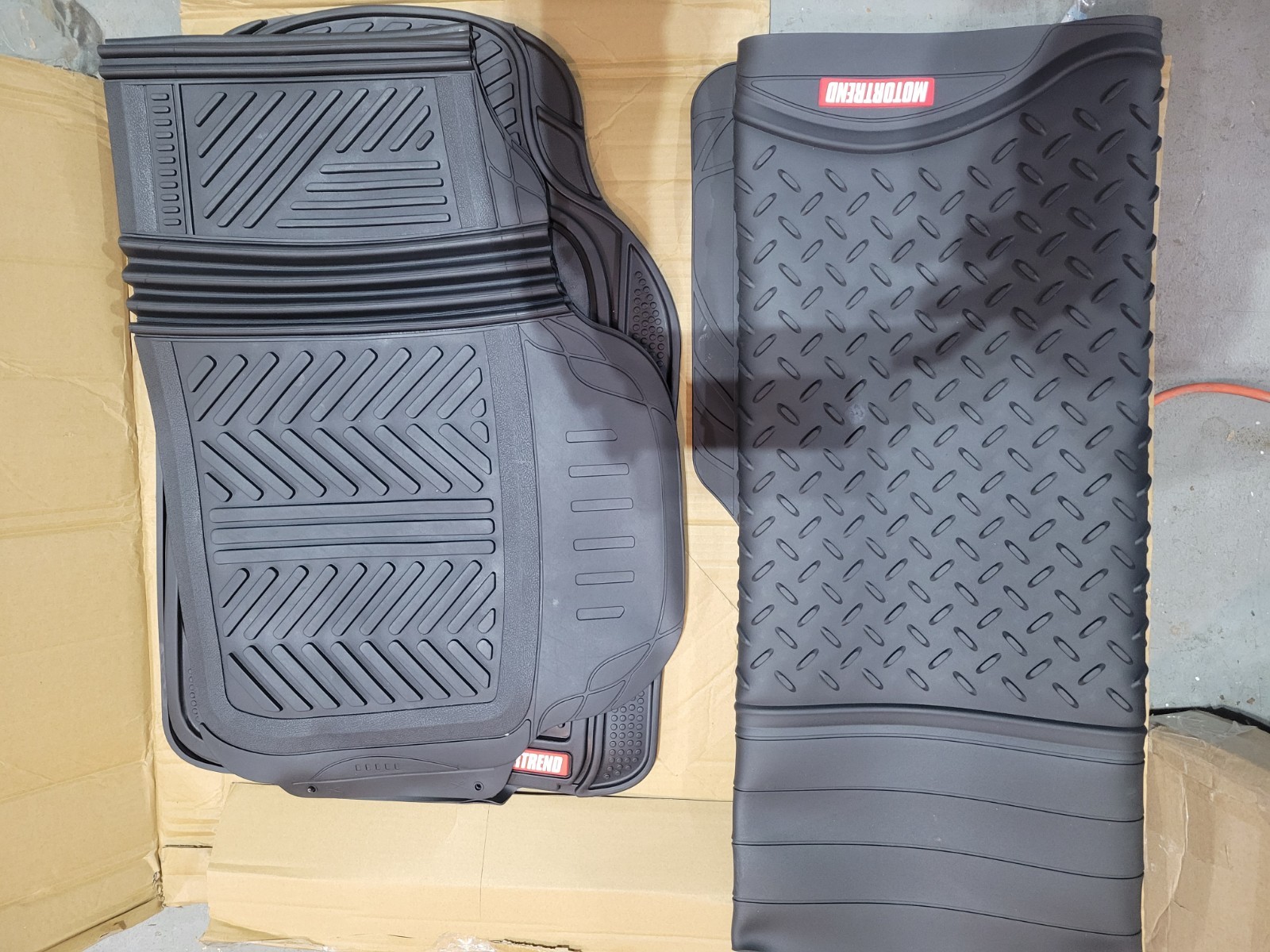 Motor Trend, FlexTough Performance All Weather Rubber Car Mats with Cargo Line