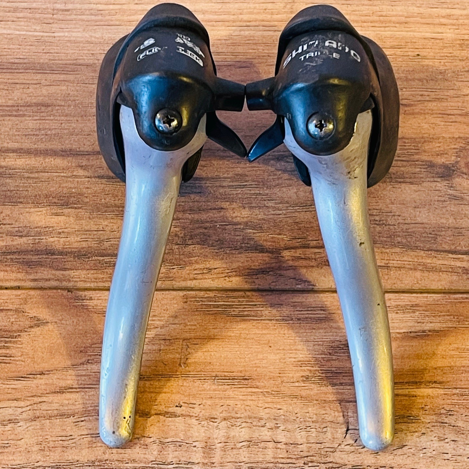 Shimano Sora ST-3300 / 3304 3 x 8 Road Triple Shifter Brake Levers