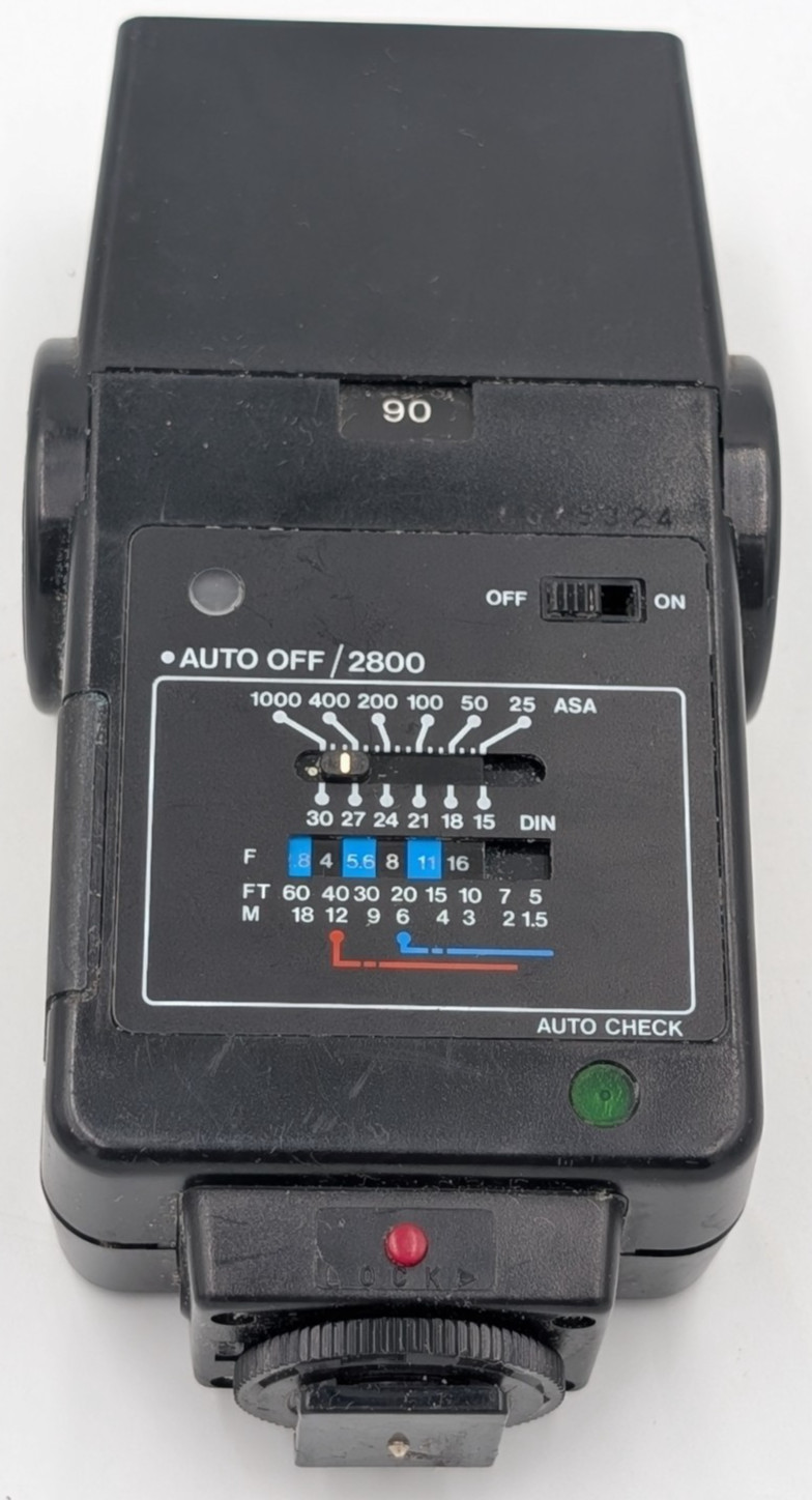 Vivitar Auto Thyristor 2800 flash Unit UNTESTED Vintage