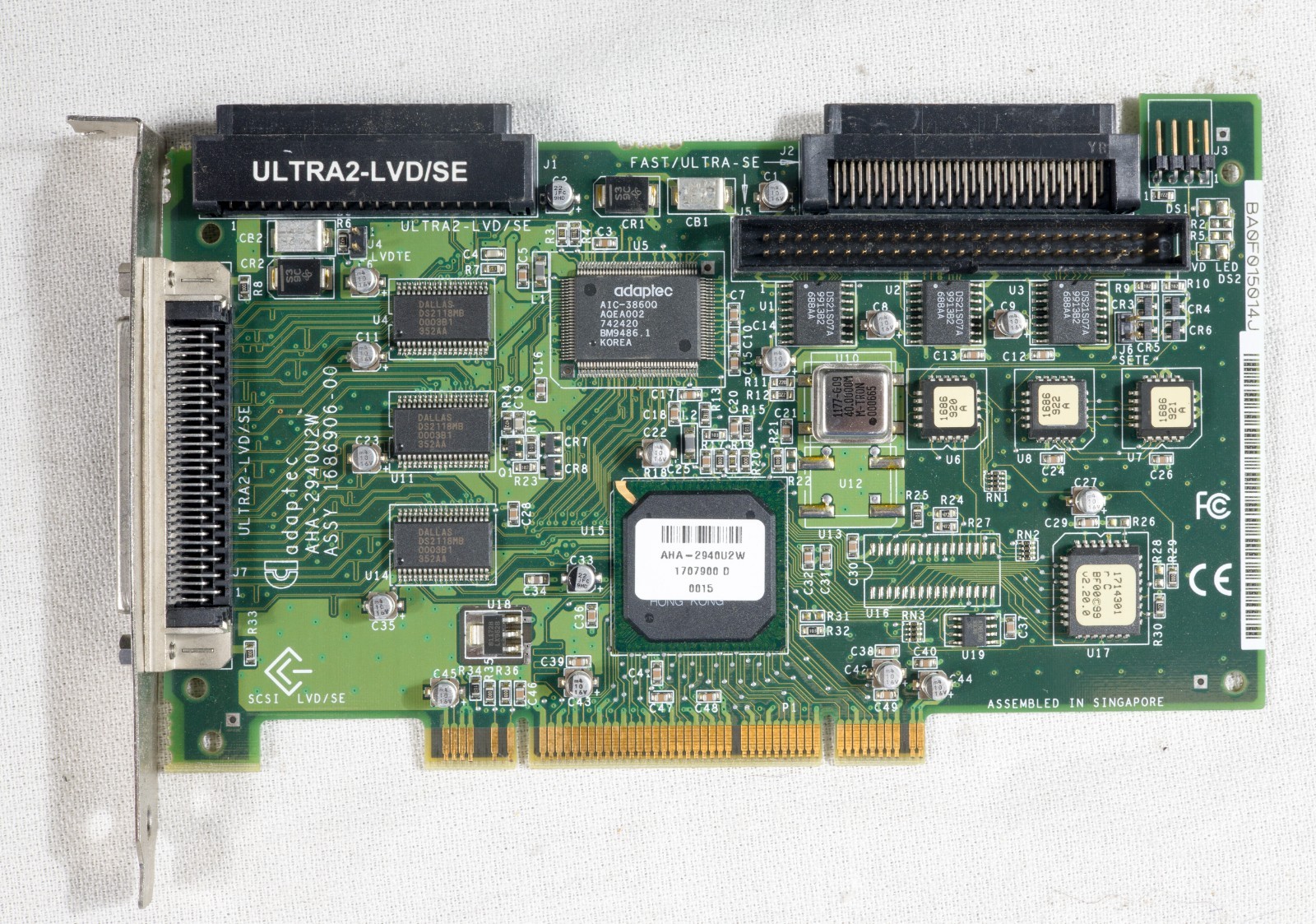 Vintage Adaptec AHA-2940U2W Ultra Wide SCSI controller 32 bit PCI ISAE25