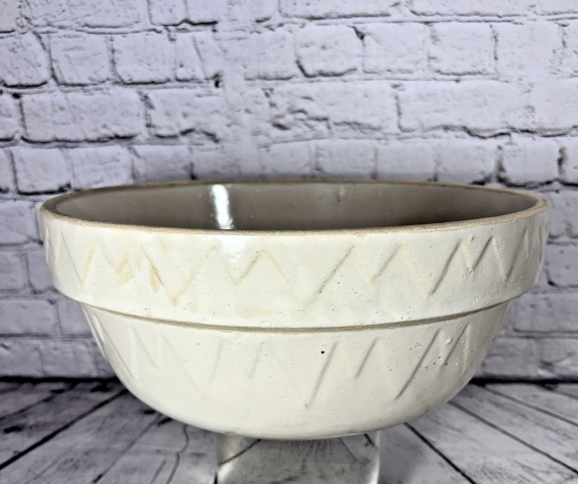 Ruckels Stoneware Crock Bowl 12.5 🔥Pottery White Hall Il. Large Sawtooth ZigZag