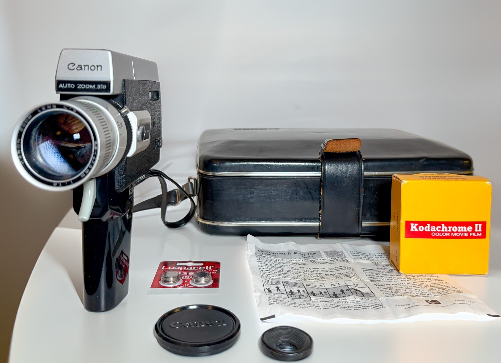 Canon Auto Zoom 518 Super 8 Movie Camera, Serviced – Excellent – Tested + Extras