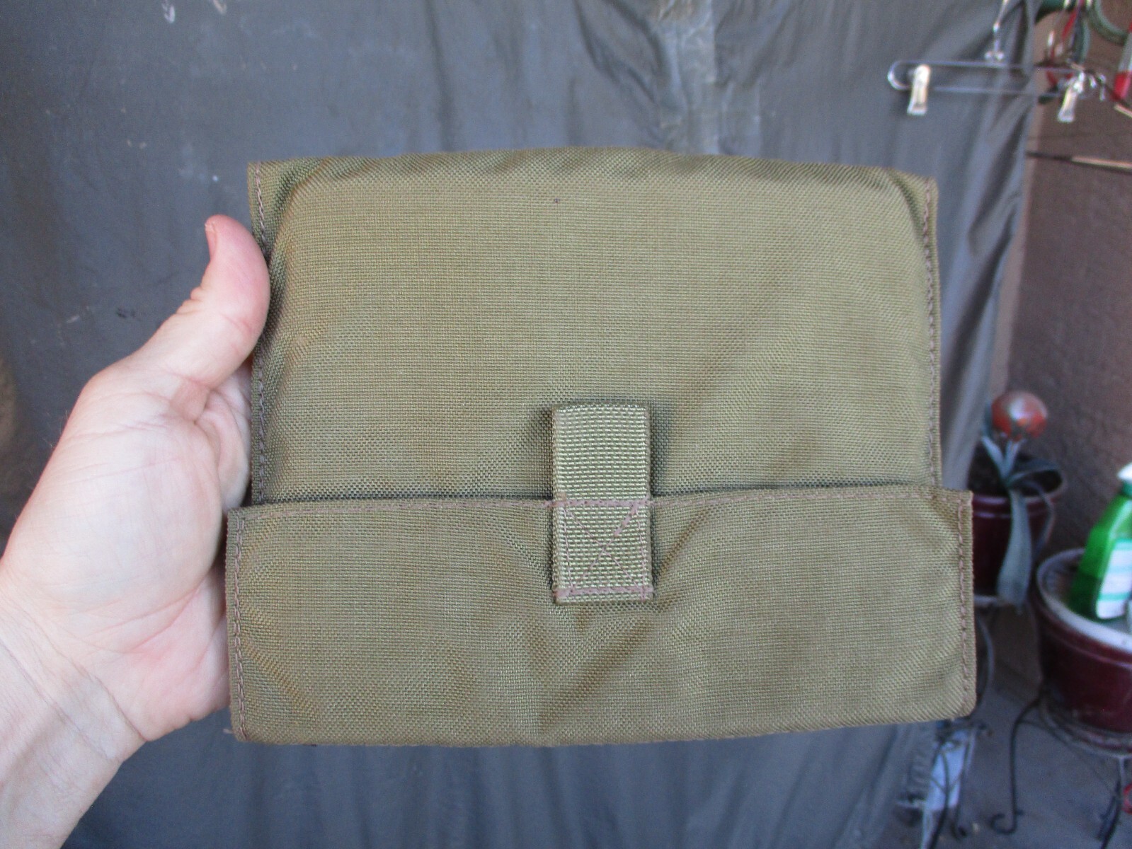 Oldgen 2008 EAGLE INDUSTRIES Khaki Shock Tube Det Cord Pouch, SEAL SF SFLCS