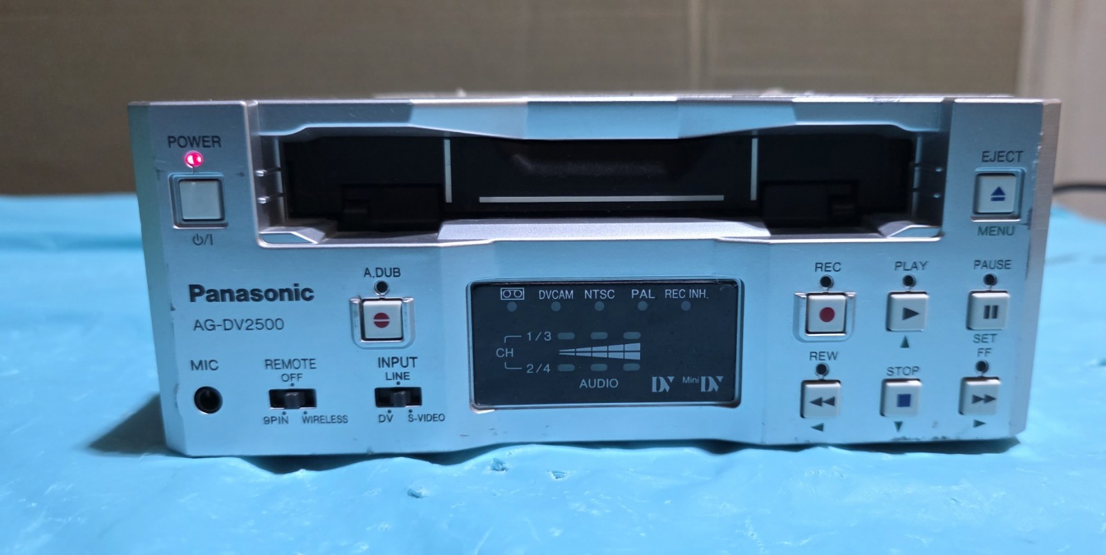 Panasonic AG-DV2500 MiniDV DVCAM VCR Deck NTSC Pal 