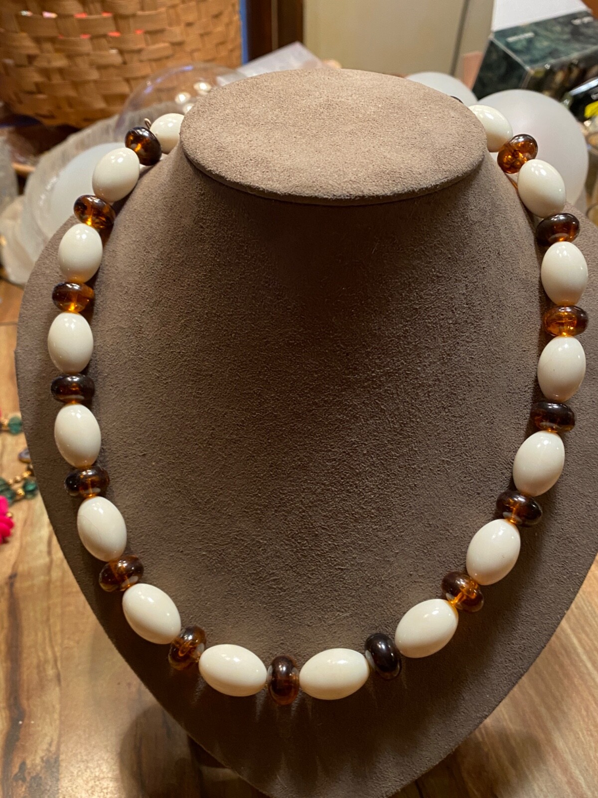 Vintage Cream & Amber Color Lucite Bead Necklace 24"