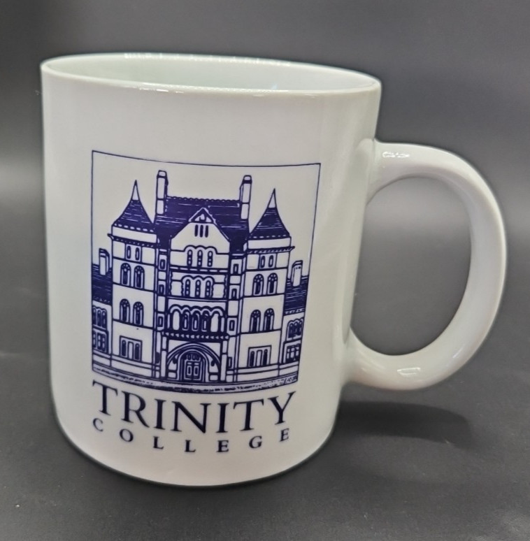Trinity College Large 16 Ounce Oz Collectible University Souvenir Mug Stein Cup