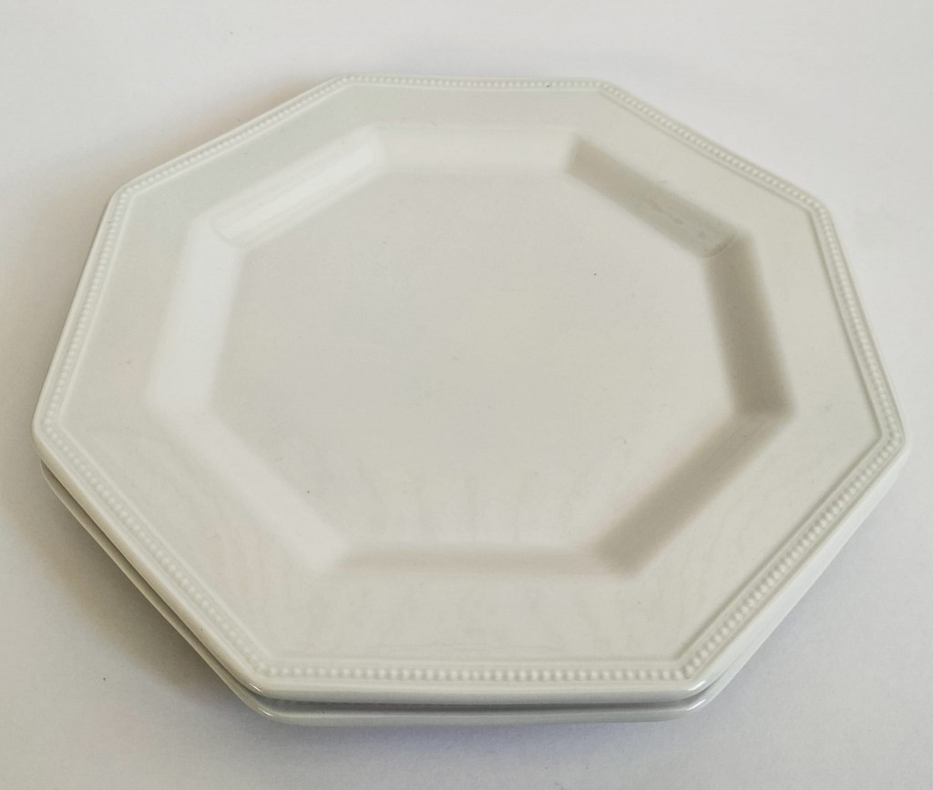 Johnson Brothers Heritage White Dinner Plates x 2