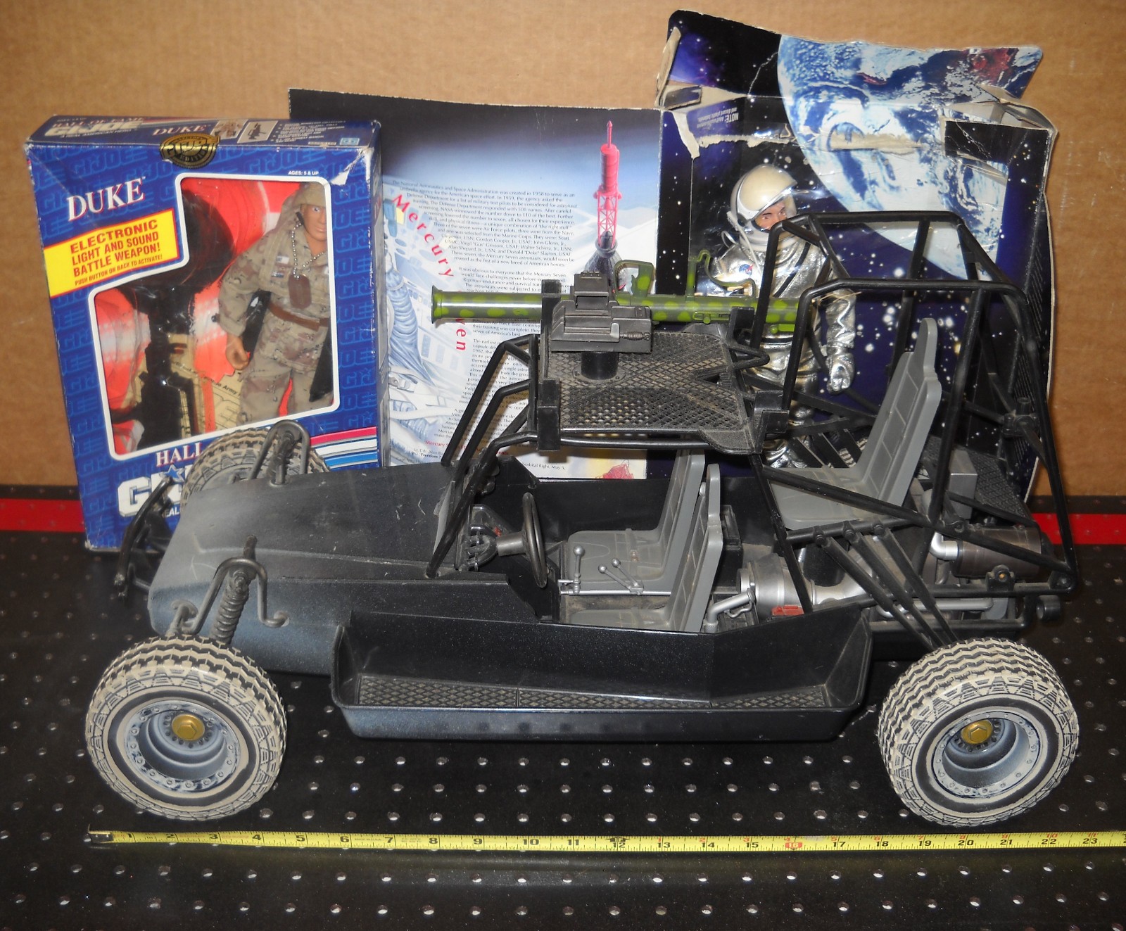 Hasbro 24" Gi Joe Chenowth Desert Light Strike Vehicle Sand Dune Buggy + Figures