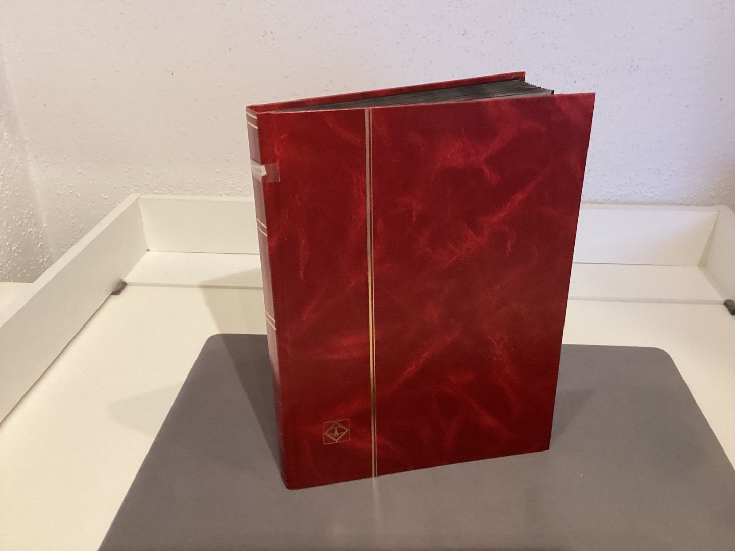 Stamp album, slip-in album, DIN A4, 32 pages, black