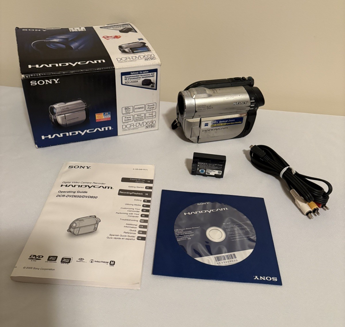 Sony Handycam DCR-DVD650/DVD 60x Optical Zoom Digital Video Carl Zeiss For Parts