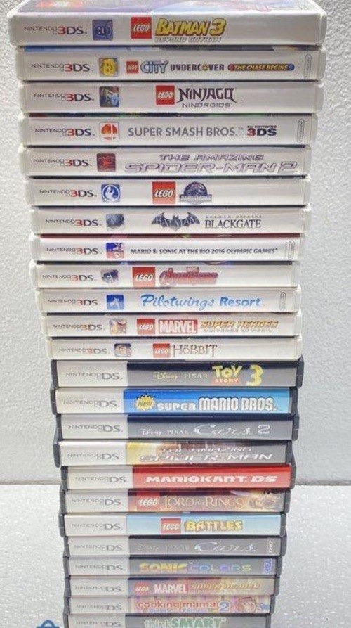 Nintendo DS / 3DS Empty Case Lot (24) Mario Kart DS, Smash Bros, Lego – NO GAMES