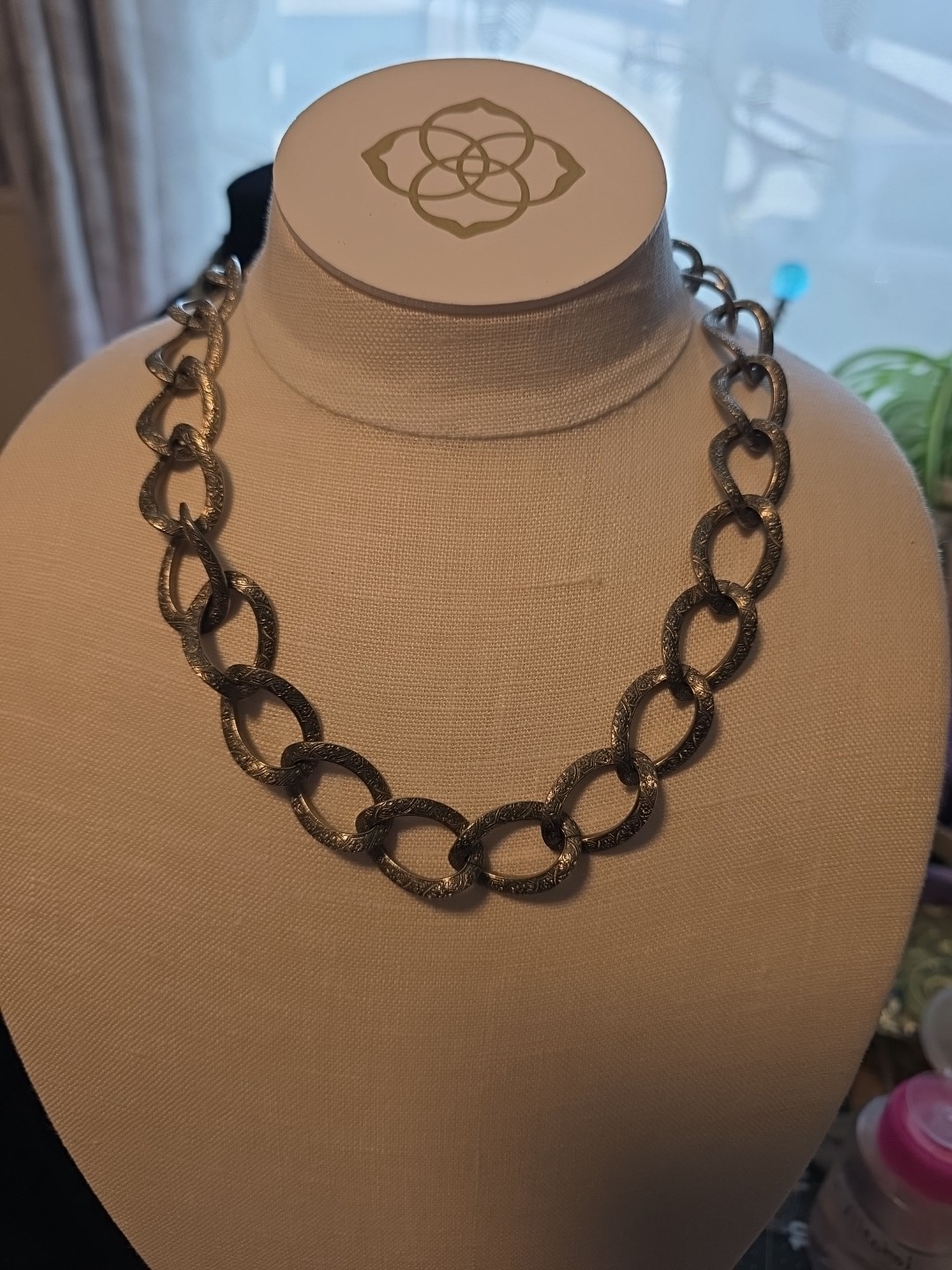 Vintage Metal Scroll Work Necklace