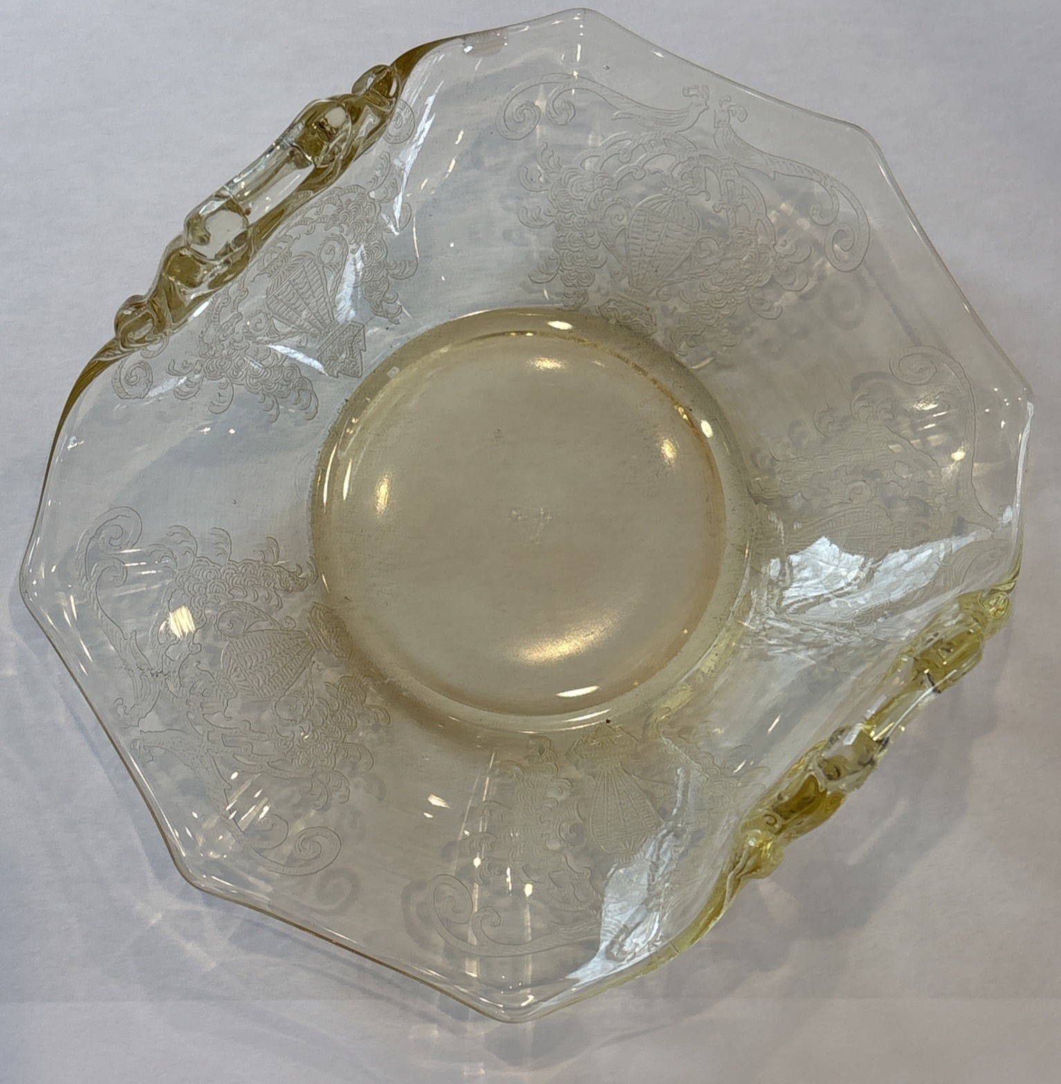Fostoria Versailles Topaz Yellow Depression Glass Handled Bonbon 7” Plate