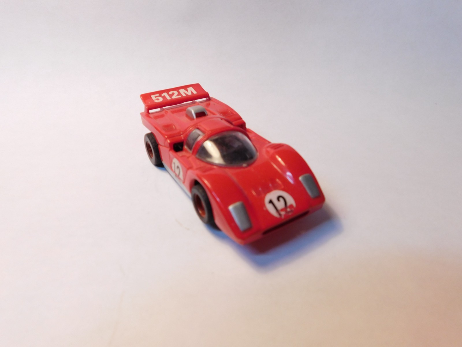 TYCO ~ FERRARI 512M Slot Car with Running Chassis!! ( RED ) # 8806c