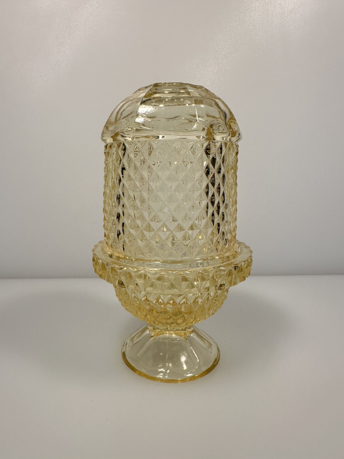 Vintage RARE Viking Glass Diamond Point Yellow Fairy Lamp Light