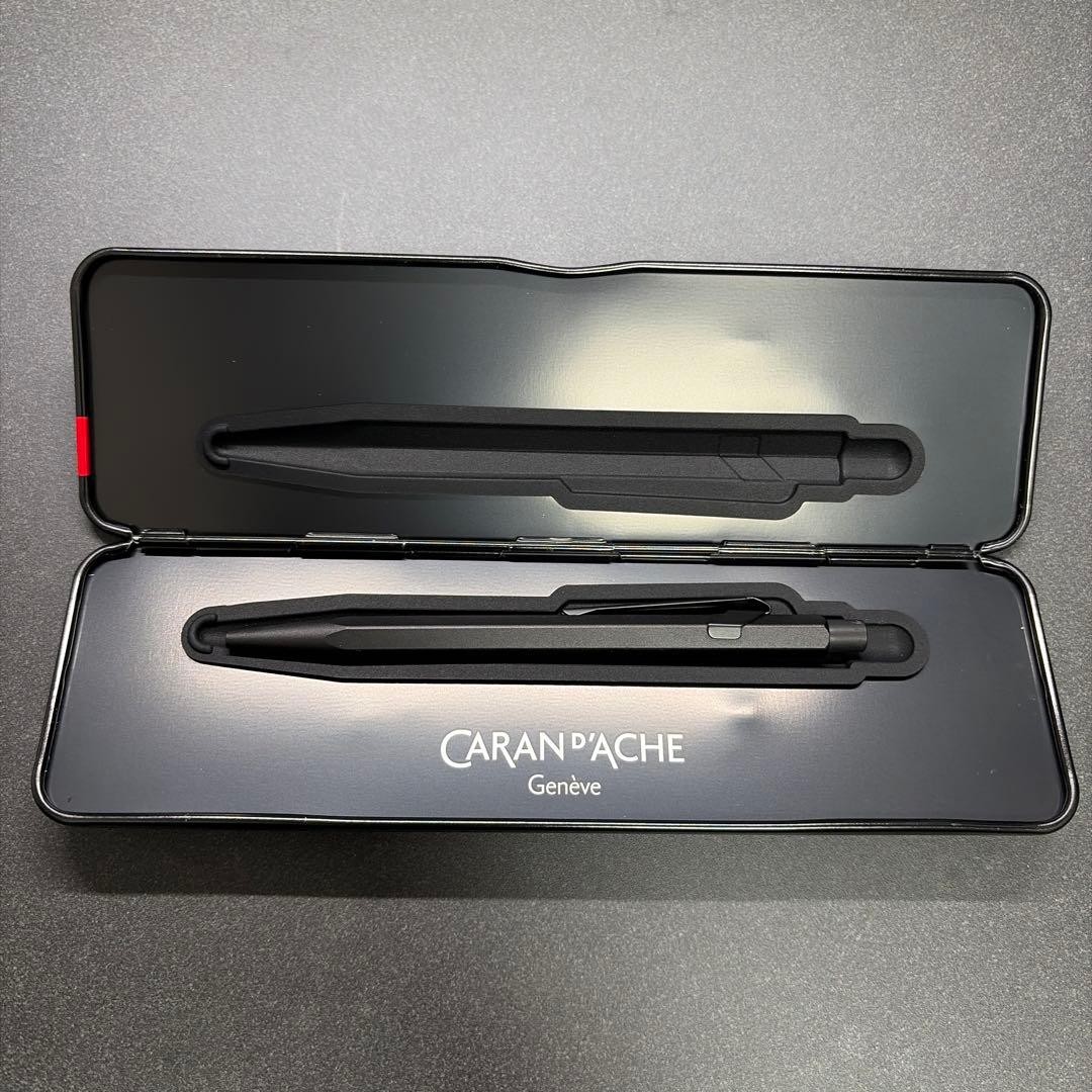 Caran D'Ache 849 Black Nf0849-496