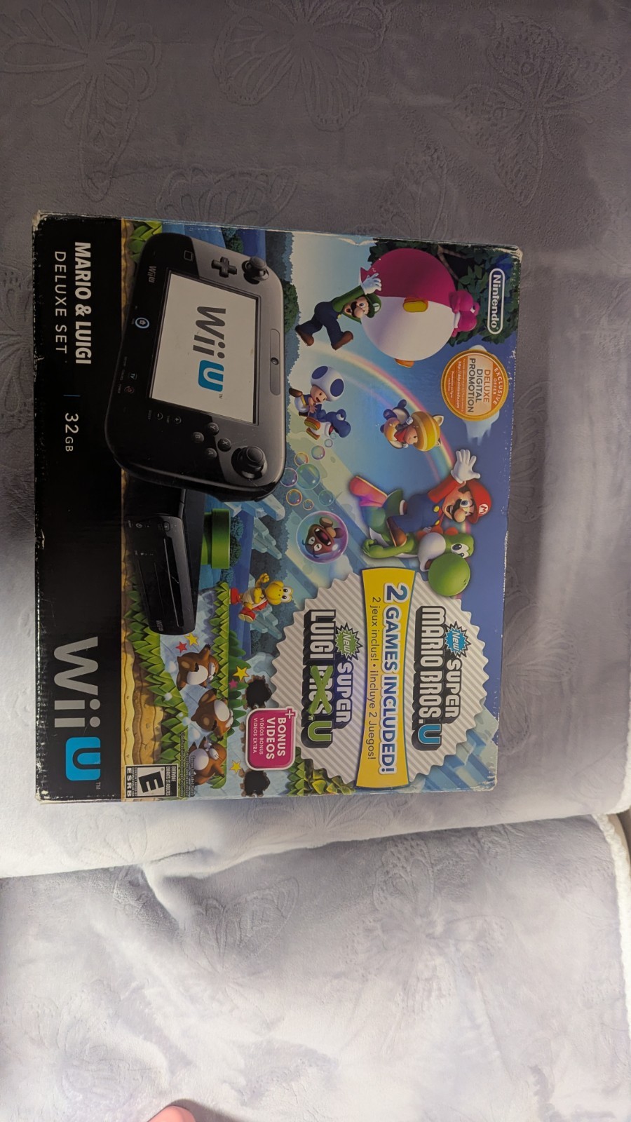 Nintendo Wii U Mario & Luigi Deluxe Set w/ GamePad & 11 Games