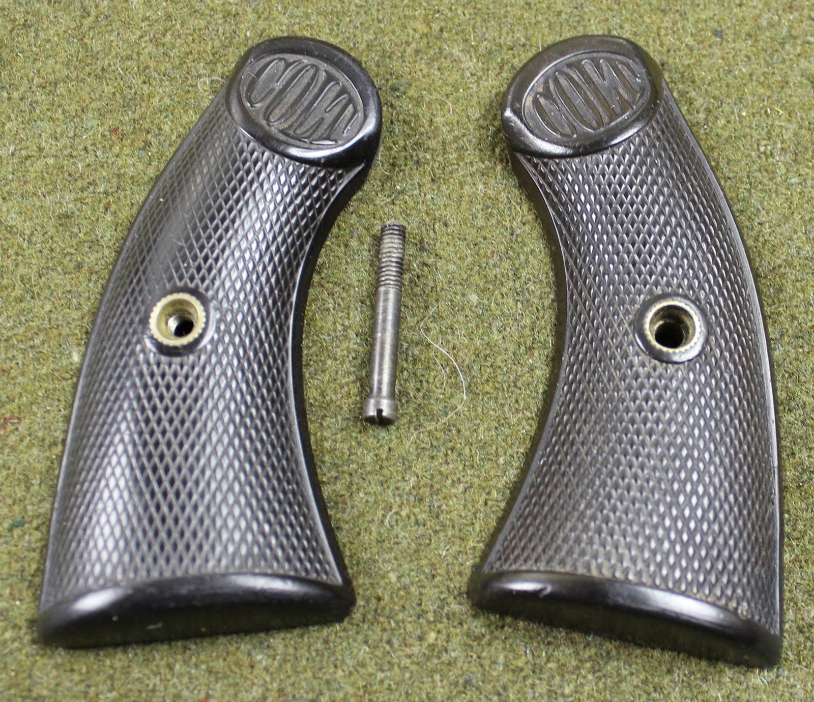 Authentic Colt Early Police Positive Vintage Factory Original Grips 85%