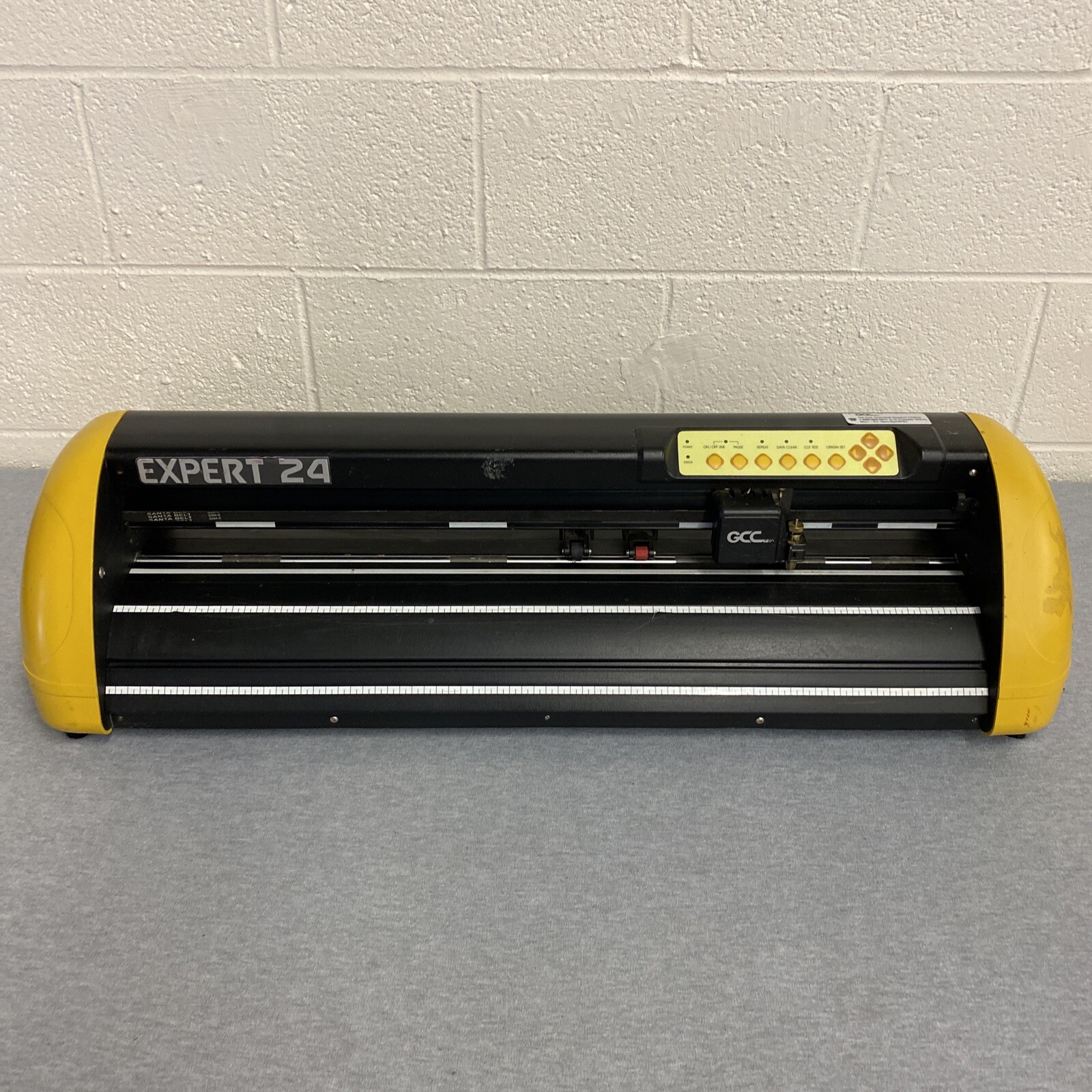 GCC Expert II 24" Vinyl Cutter Plotter Machine