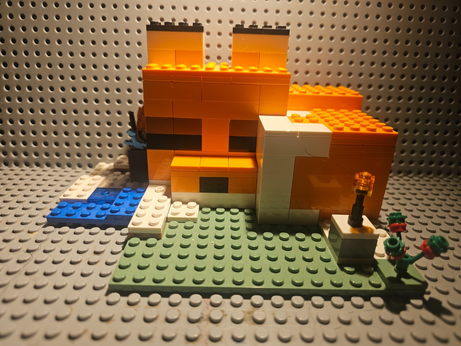 Lego Bricks Minecraft 21178 The Fox Lodge(no minifigures :( )