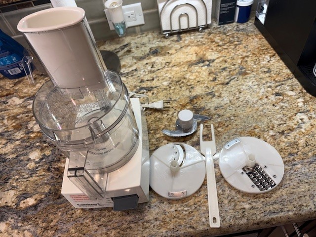 Cuisinart Little Pro Plus Food Processor w Blade & 2 Discs Missing post TESTED