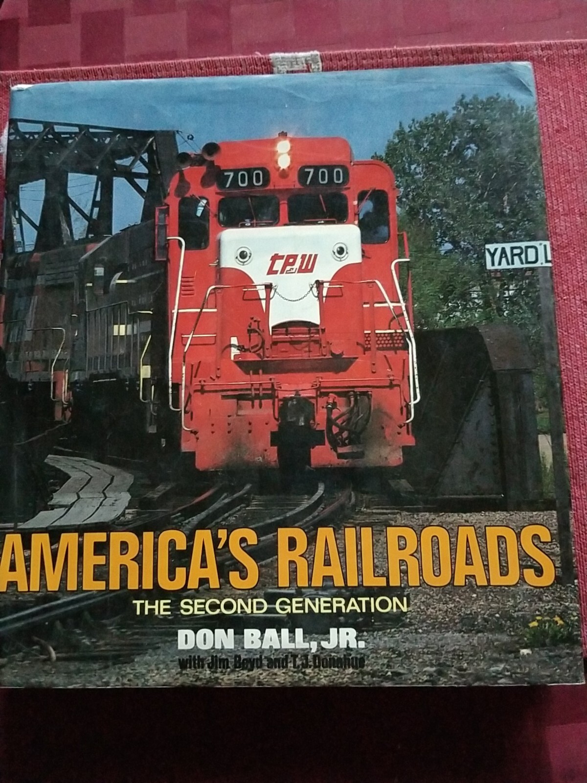 AMERICA 'S RAILROADS 2ND GENERATION 1980  HARDBACK BOOK