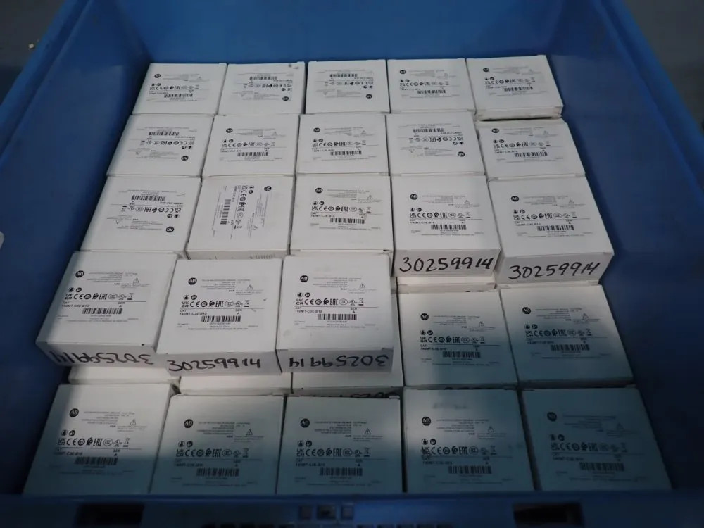 ALLEN-BRADLEY MOTOR PROTECTOR/CIRCUIT BREAKER 140MT-C3E-B10