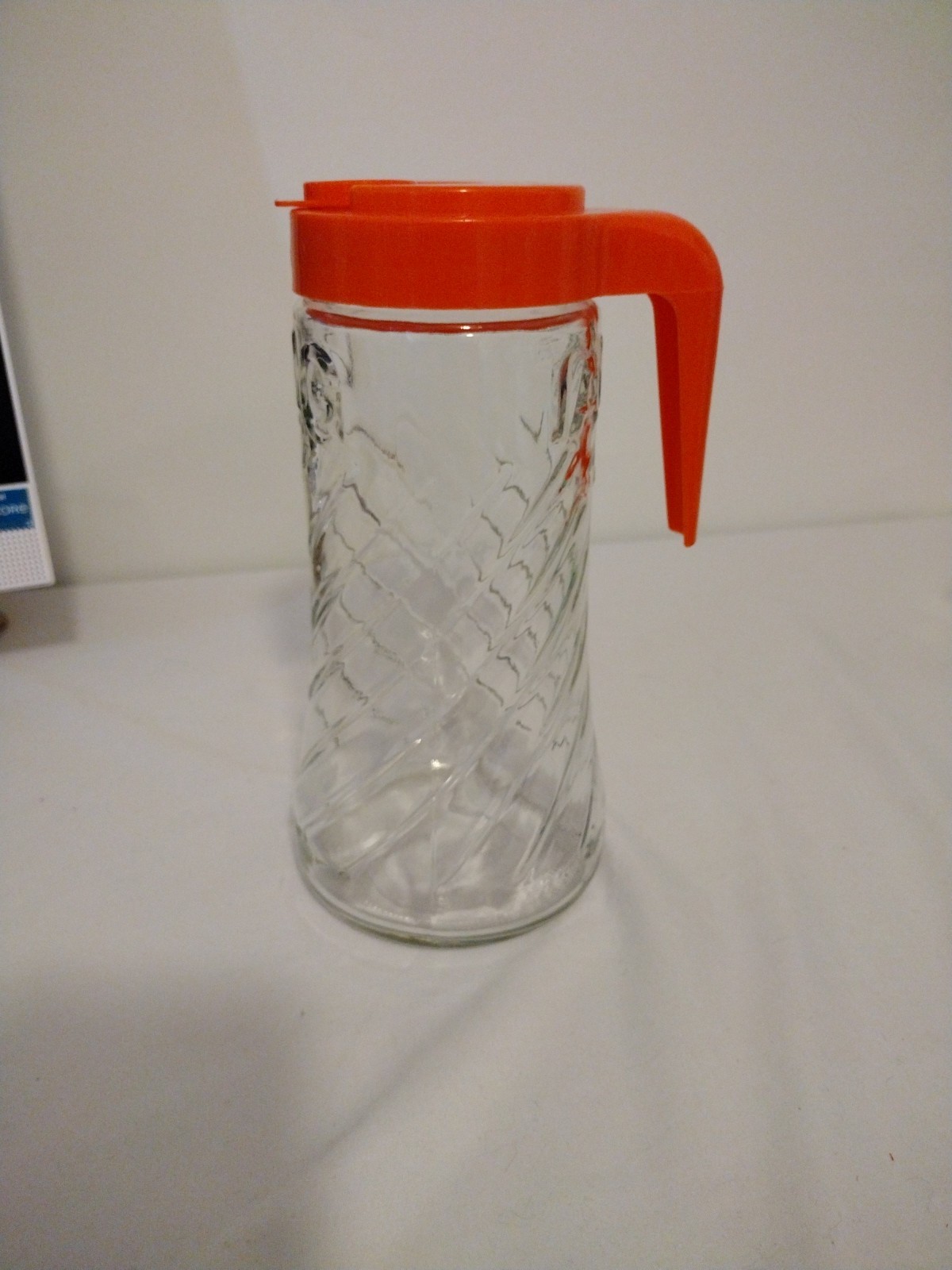 Tang Vintage Glass Pitcher 1-Qt w/Orange Flip Lid Anchor Hocking