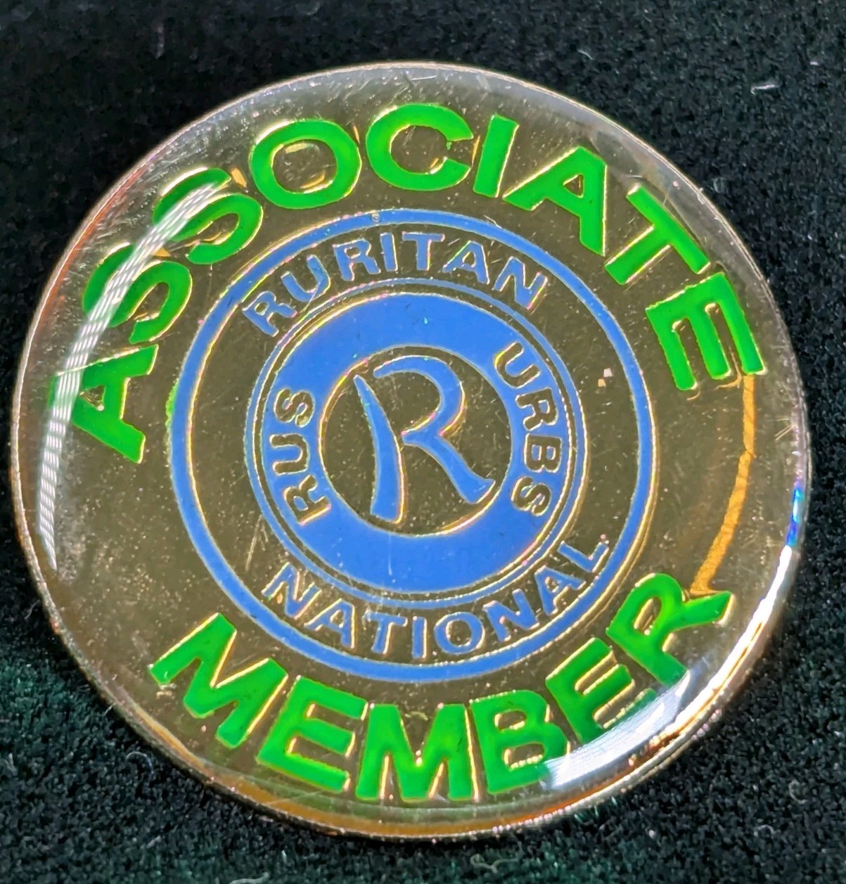 Vintage Ruritan National URBS RUS Associate Gold Tone Lapel Pin 1"