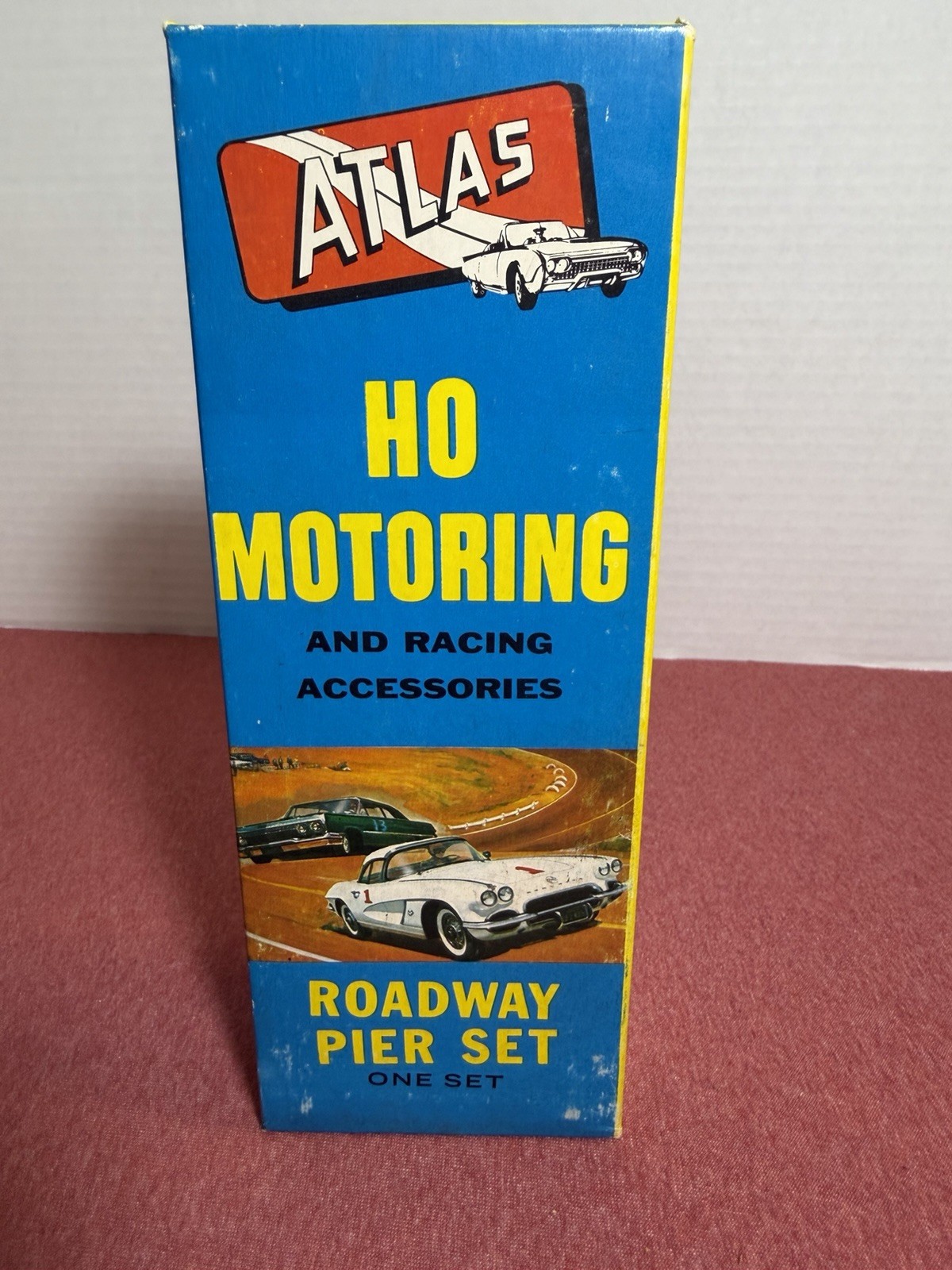 ATLAS HO SCALE MOTORING SLOT CAR RACING ROADWAY PIER SET 10 PIECES new in box