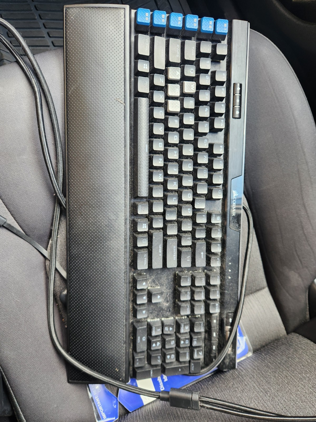 Corsair K95 RGB platinum XT mechanical keyboard