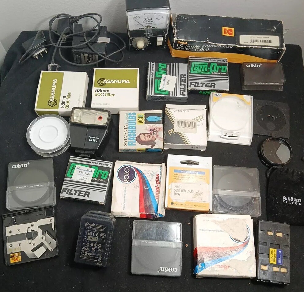 Vtg Lot Camera Lens Accessories Canon Kodak Asanuma Cokin Pro master Cam /146j