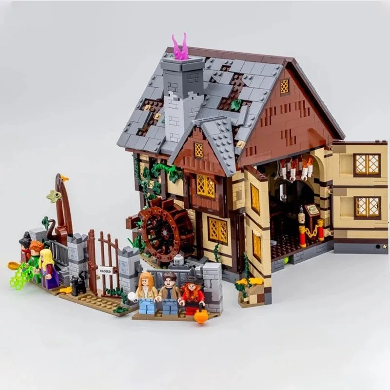 Disney Hocus: Pocus 21341 PCS 2316 The Sanderson Sisters' Cottage Building Set P