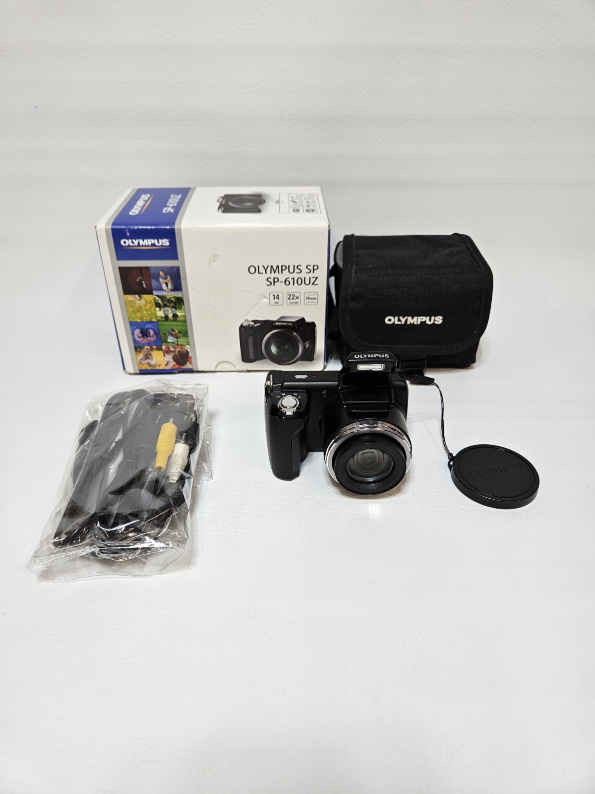 Olympus SP-610UZ Digital Camera