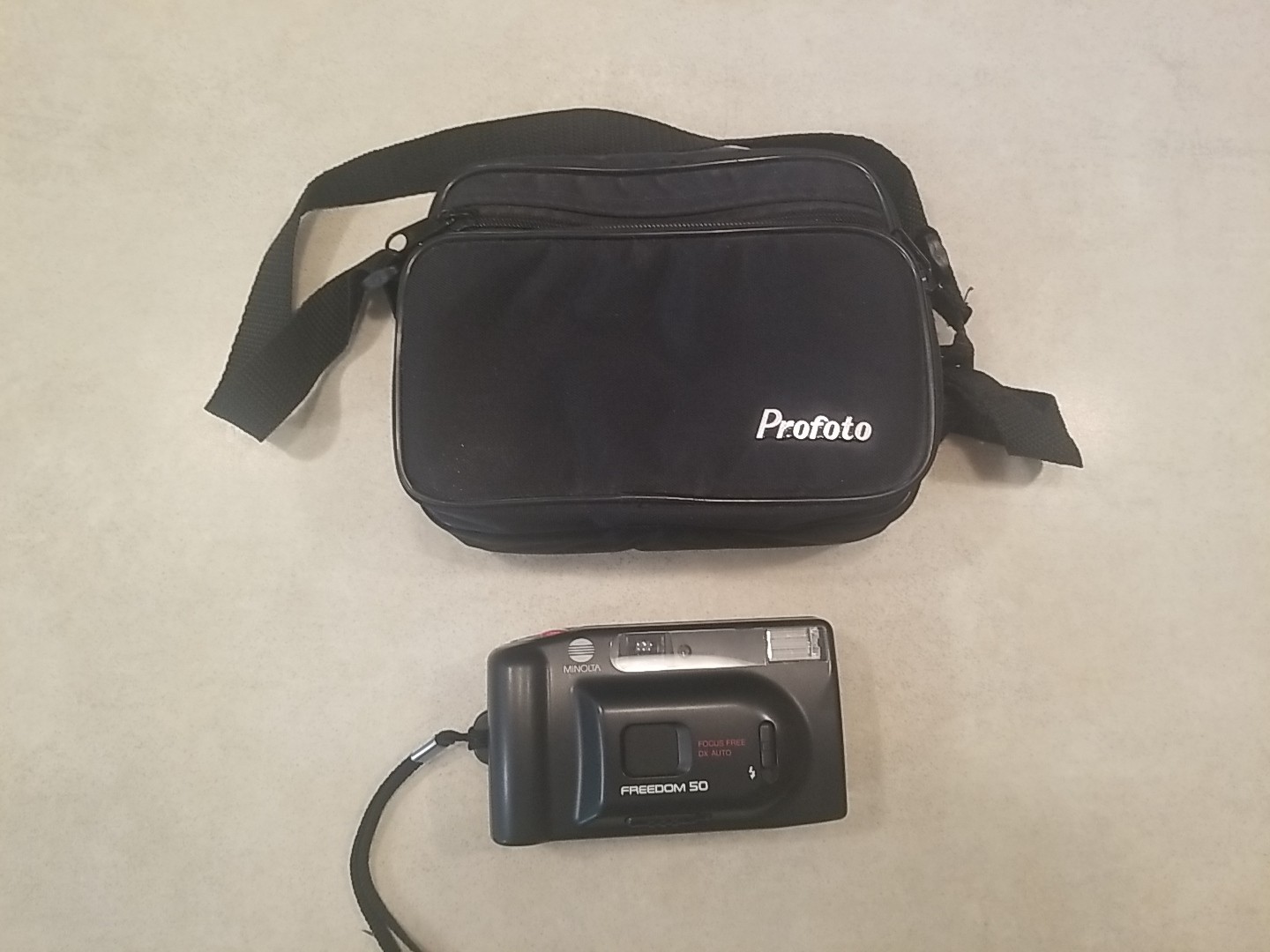 Minolta Freedom 50 35mm Point & Shoot Film Camera Tested Working With Bag