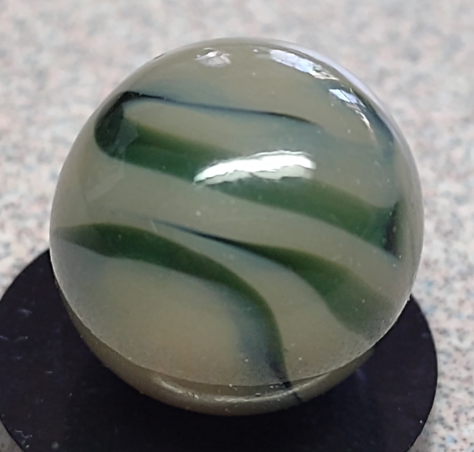 9/16"+ or -, Oddity marble-Tan Opalescent base, Gr. swirls-O O R-.55 to .59, N M