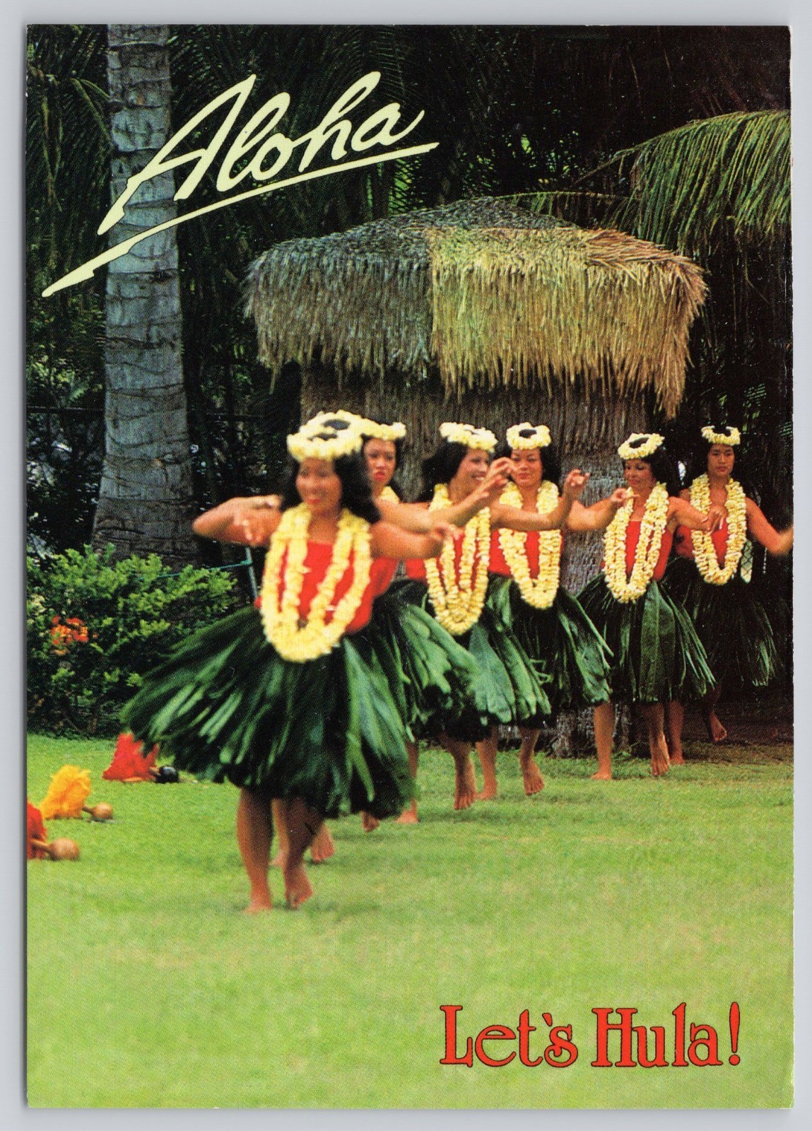 Postcard Hawaii Islands Hula Dancers Performing a Traditional Dance Outdoors 56K
