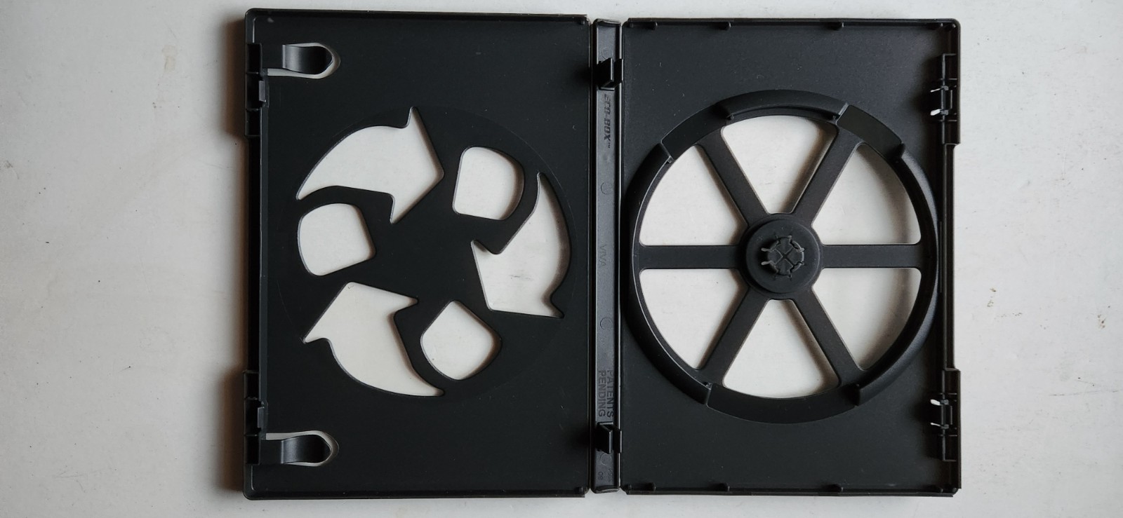 USED 14mm Standard Eco Slotted Black 1-Disc DVD Case with Outer Sleeve DENTS