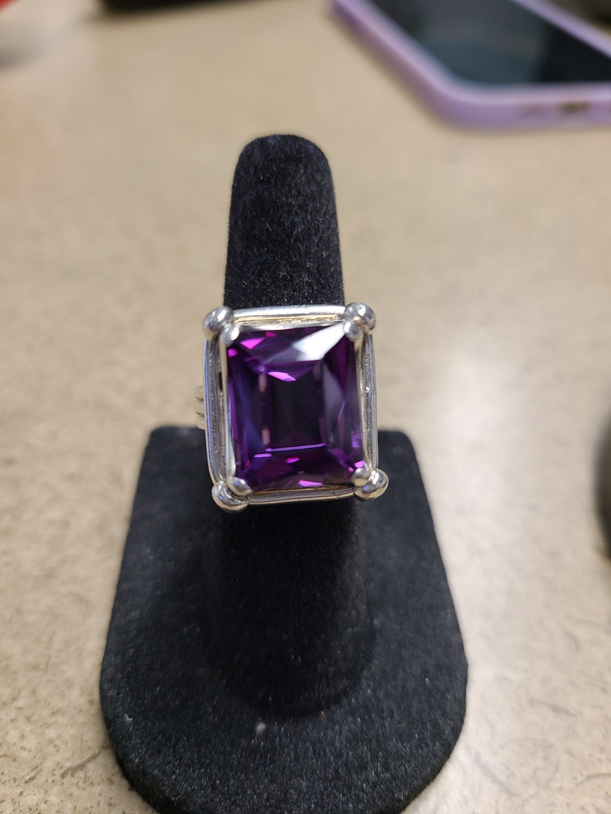 Sterling Silver Amethyst Ring 15 Grams Size 6