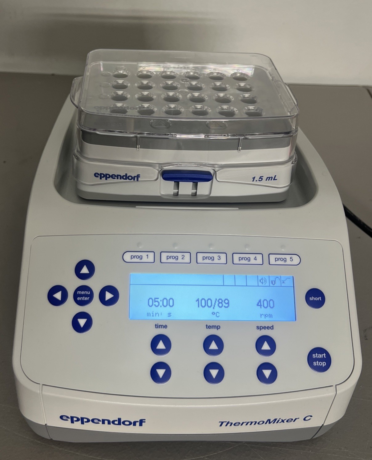 Eppendorf 5382 ThermoMixer C Mixer Shaker W/ 1.5mL Tube- Tested Working