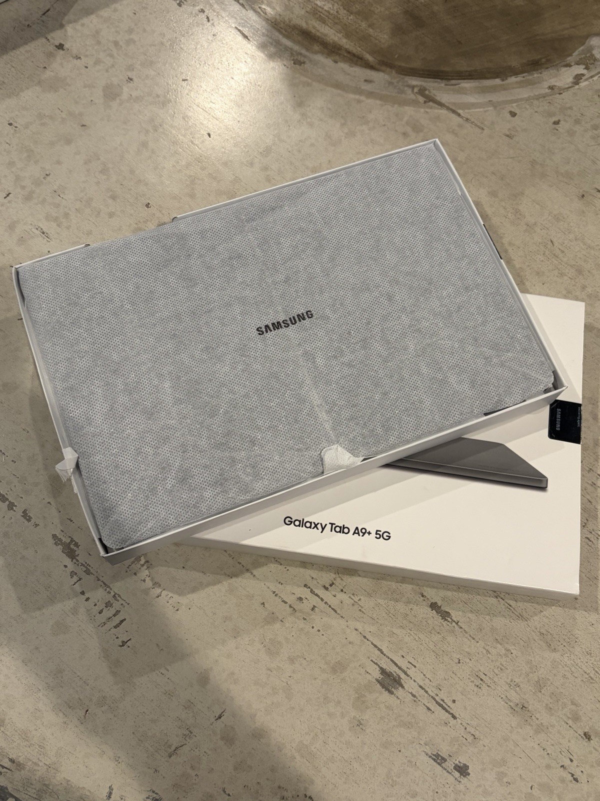 Open Box Samsung Tablet Galaxy Tab A9+ 11" 64GB 5G (Verizon) SM-X218U - Graphite