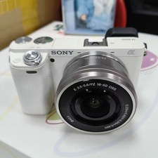90% NEW! Sony Alpha A6000 24.3MP Mirrorless Digital Camera w/ 16-50mm Lens GIFT