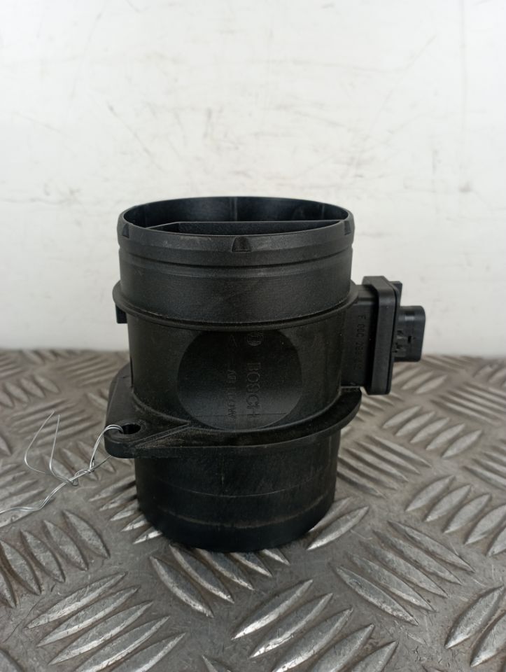 AUDI A6  AIR FLOW METER/MAF/MASS AIR FLOW METER 03L 906 461 A